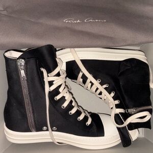 DRKSHDW Gethsemane Cotton Cargo High 'Black Milk' Rick Owens
